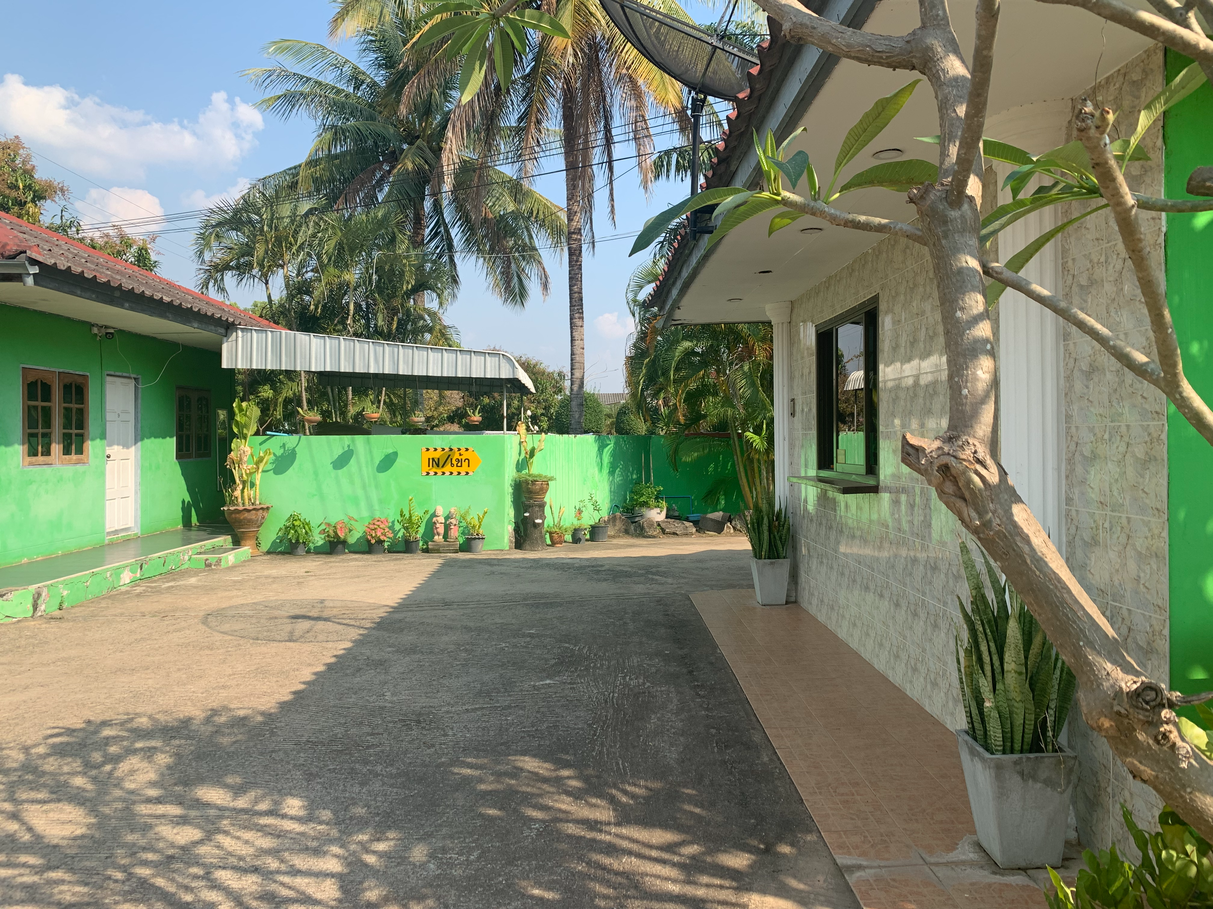 Happy Bungalow bilde